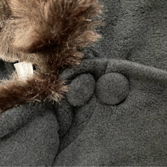 Worthington Black Cape with Brown Faux Fur Trim & Matching Gloves Set Small - Picture 3 of 7